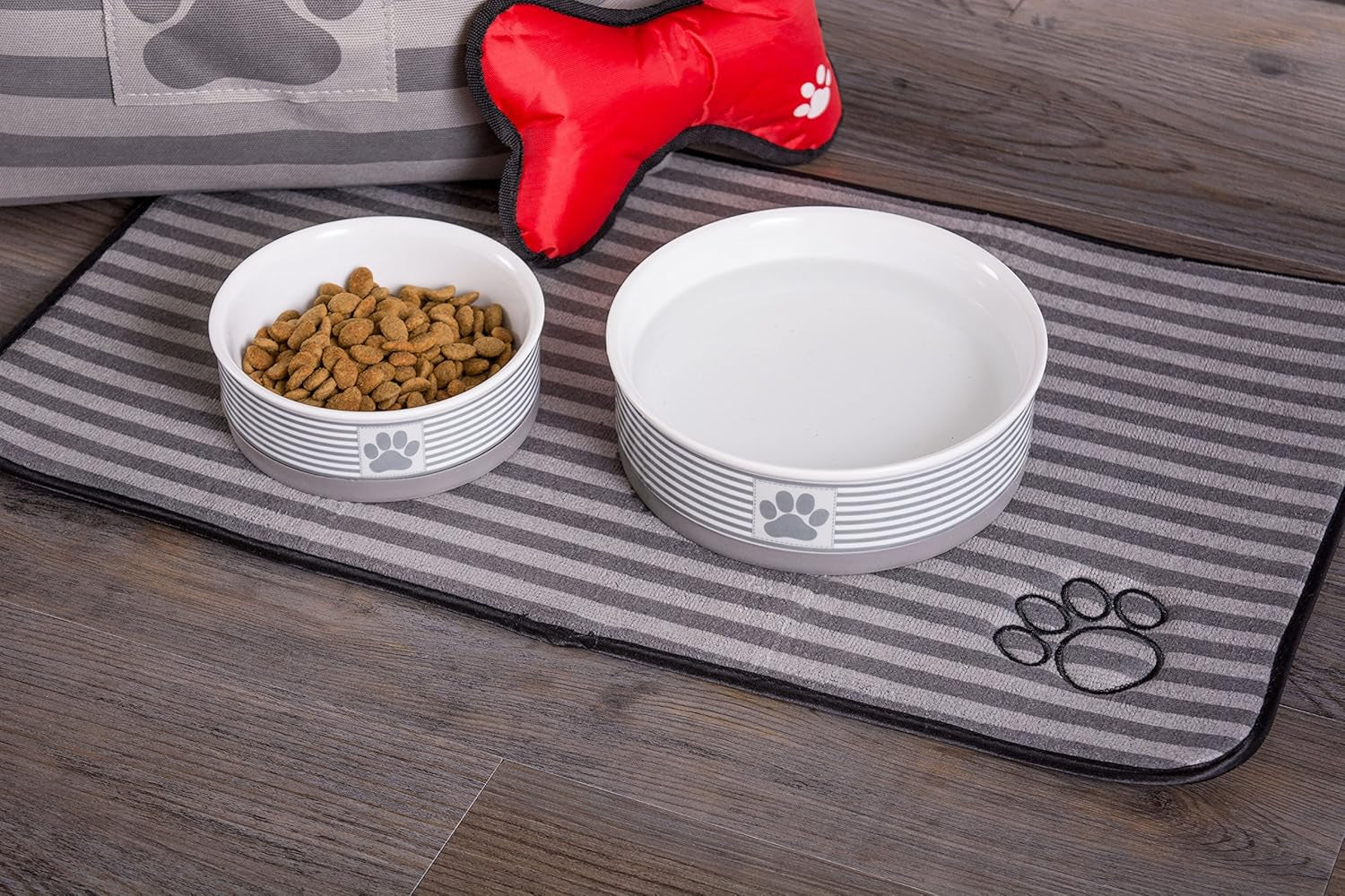 Paw & Patch Ceramic Pet Collection, Medium Bowl, 6X2", Gray